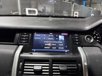 Land Rover Discovery Sport 2.0 TD4 HSE SUV 5dr Diesel Auto 4WD Euro 6 (s/s) (180 ps)