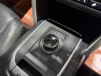 Land Rover Discovery Sport 2.0 TD4 HSE SUV 5dr Diesel Auto 4WD Euro 6 (s/s) (180 ps)