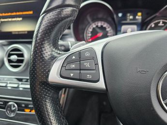 Mercedes-Benz C Class 2.1 C250d AMG Line (Premium Plus) Saloon 4dr Diesel 7G-Tronic+ E