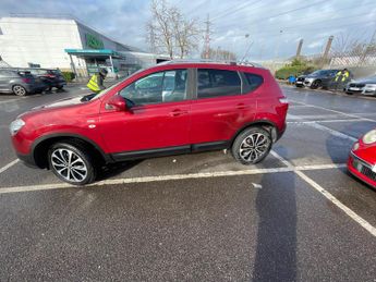 Nissan Qashqai 1.6 n-tec+ SUV 5dr Petrol CVT 2WD Euro 5 (117 ps)