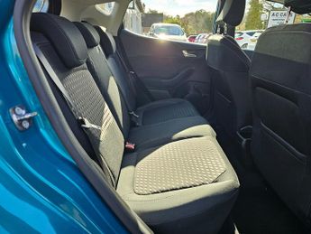 Ford Fiesta 1.0T Zetec Hatchback 5dr Petrol Auto Euro 6 (s/s) (100 ps)