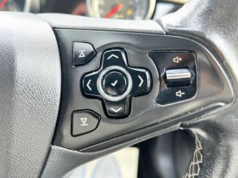 Vauxhall Astra 1.4i Turbo SRi Nav Auto Euro 6 (s/s) 5dr