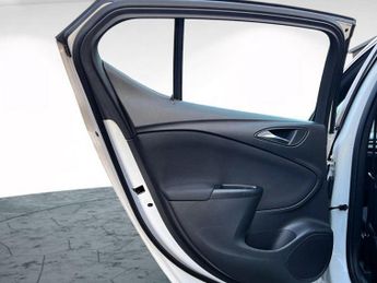 Vauxhall Astra 1.4i Turbo SRi Nav Auto Euro 6 (s/s) 5dr