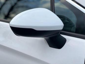 Vauxhall Astra 1.4i Turbo SRi Nav Auto Euro 6 (s/s) 5dr