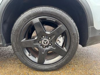 Mercedes-Benz GLC 2.1 GLC220d Sport SUV 5dr Diesel G-Tronic 4MATIC Euro 6 (s/s) (1