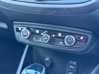 Vauxhall Crossland 1.2 Turbo Ultimate SUV 5dr Petrol Auto Euro 6 (s/s) (130 ps)