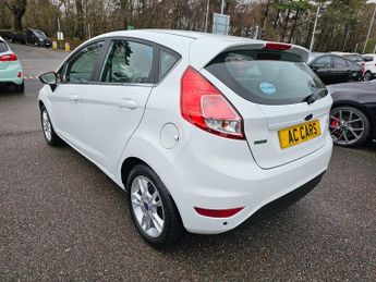 Ford Fiesta 1.0T Zetec Hatchback 5dr Petrol Powershift Euro 6 (100 ps)