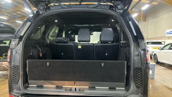 Land Rover Discovery 2.0 SD4 HSE Luxury SUV 5dr Diesel Auto 4WD Euro 6 (s/s) (240 ps)