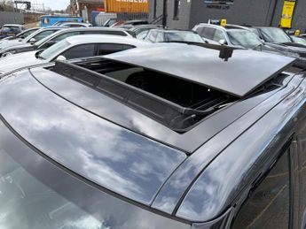 Land Rover Discovery 2.0 SD4 HSE Luxury SUV 5dr Diesel Auto 4WD Euro 6 (s/s) (240 ps)