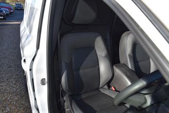 Nissan Townstar 45kWh Tekna Auto L1 6dr