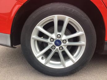 Ford Focus 1.0T EcoBoost Zetec Estate 5dr Petrol Manual Euro 6 (s/s) (100 p