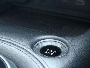 Nissan Juke 1.6 N-Connecta SUV 5dr Petrol Hybrid Auto Euro 6 (143 ps)