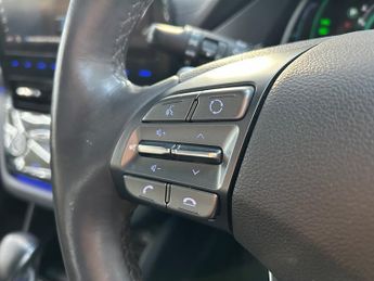 Hyundai Ioniq 1.6 h-GDi Premium Hatchback Petrol Hybrid DCT Euro 6 (s/s) (141 