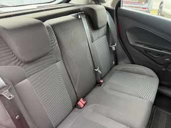 Ford Fiesta 1.25 Zetec Hatchback 5dr Petrol Manual Euro 5 (82 ps)