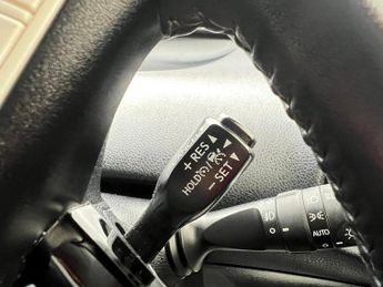 Toyota Prius 1.8 VVTi Excel Euro 6 (S/S) CVT 5Dr