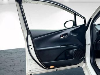 Toyota Prius 1.8 VVTi Excel Euro 6 (S/S) CVT 5Dr