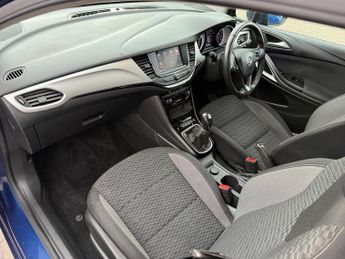 Vauxhall Astra 1.2 Turbo SRi Hatchback 5dr Petrol Manual Euro 6 (s/s) (145 ps)