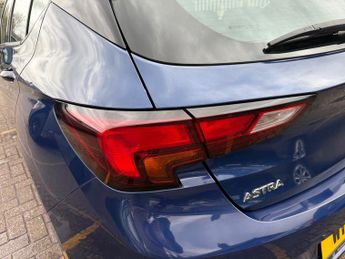 Vauxhall Astra 1.2 Turbo SRi Hatchback 5dr Petrol Manual Euro 6 (s/s) (145 ps)