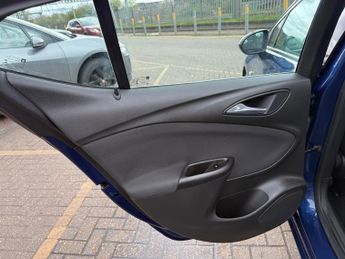 Vauxhall Astra 1.2 Turbo SRi Hatchback 5dr Petrol Manual Euro 6 (s/s) (145 ps)