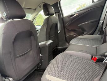 Vauxhall Astra 1.2 Turbo SRi Hatchback 5dr Petrol Manual Euro 6 (s/s) (145 ps)