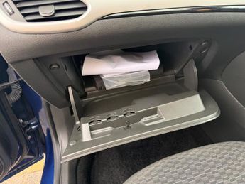 Vauxhall Astra 1.2 Turbo SRi Hatchback 5dr Petrol Manual Euro 6 (s/s) (145 ps)