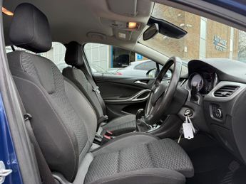 Vauxhall Astra 1.2 Turbo SRi Hatchback 5dr Petrol Manual Euro 6 (s/s) (145 ps)