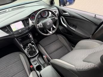 Vauxhall Astra 1.2 Turbo SRi Hatchback 5dr Petrol Manual Euro 6 (s/s) (145 ps)