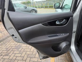 Nissan Qashqai 1.3 DIG-T Acenta Premium SUV 5dr Petrol DCT Auto Euro 6 (s/s) (1