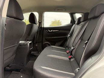 Nissan Qashqai 1.3 DIG-T Acenta Premium SUV 5dr Petrol DCT Auto Euro 6 (s/s) (1