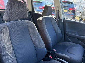 Honda Jazz 1.4 i-VTEC ES Hatchback 5dr Petrol CVT Euro 5 (99 ps)