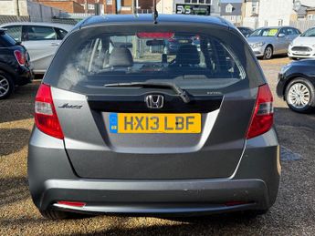 Honda Jazz 1.4 i-VTEC ES Hatchback 5dr Petrol CVT Euro 5 (99 ps)