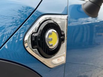 Mini Countryman 1.5 10kWh Cooper SE Exclusive SUV 5dr Petrol Plug-in Hybrid Auto