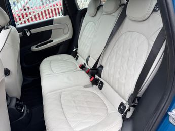 Mini Countryman 1.5 10kWh Cooper SE Exclusive SUV 5dr Petrol Plug-in Hybrid Auto