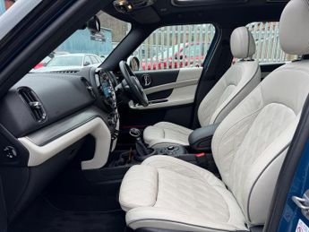Mini Countryman 1.5 10kWh Cooper SE Exclusive SUV 5dr Petrol Plug-in Hybrid Auto