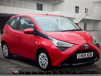 Toyota AYGO 1.0 VVT-i x-play Hatchback 5dr Petrol Manual Euro 6 (71 ps)