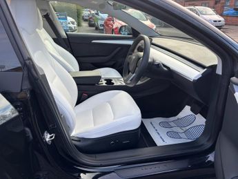 Tesla Model 3 Standard Range Plus Saloon 4dr Electric Auto RWD (241 bhp)