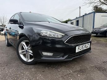 Ford Focus 1.6 TDCi Zetec Hatchback 5dr Diesel Manual Euro 5 (s/s) (115 ps)