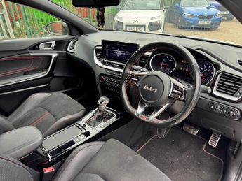 Kia Pro Ceed 1.6 T-GDi GT Shooting Brake 5dr Petrol DCT Euro 6 (s/s) (201 bhp