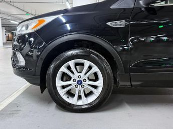 Ford Kuga 1.5T EcoBoost Titanium SUV 5dr Petrol Auto AWD Euro 6 (s/s) (182