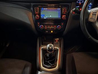 Nissan Qashqai 1.2 DIG-T N-Connecta SUV 5dr Petrol Manual 2WD Euro 6 (s/s) (115