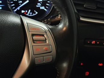 Nissan Qashqai 1.2 DIG-T N-Connecta SUV 5dr Petrol Manual 2WD Euro 6 (s/s) (115