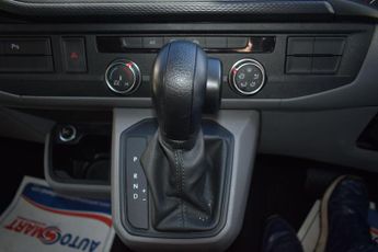 Volkswagen Transporter Shuttle 2.0 TDI SE DSG LWB Euro 6 (s/s) 5dr