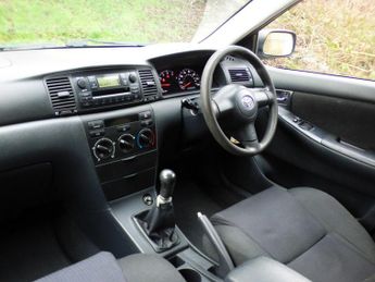 Toyota Corolla 1.4 D-4D T2 Hatchback 5dr Diesel Manual (128 g/km, 89 bhp)
