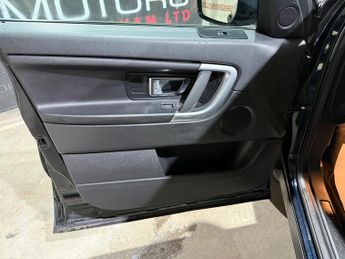 Land Rover Discovery Sport 2.0 TD4 SE Tech SUV 5dr Diesel Auto 4WD Euro 6 (s/s) (180 ps)