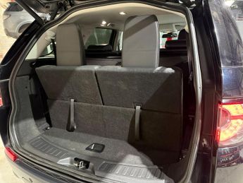 Land Rover Discovery Sport 2.0 TD4 SE Tech SUV 5dr Diesel Auto 4WD Euro 6 (s/s) (180 ps)