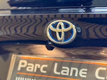 Toyota Yaris 1.5 VVT-h Design Hatchback 5dr Petrol Hybrid E-CVT Euro 6 - AUTO