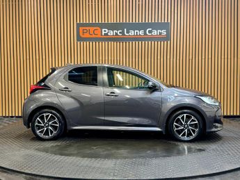 Toyota Yaris 1.5 VVT-h Design Hatchback 5dr Petrol Hybrid E-CVT Euro 6 - AUTO