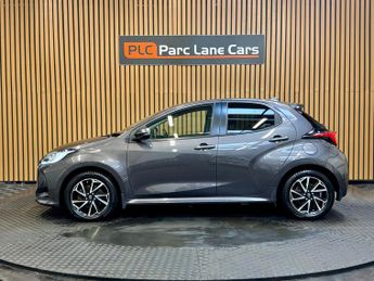 Toyota Yaris 1.5 VVT-h Design Hatchback 5dr Petrol Hybrid E-CVT Euro 6 - AUTO