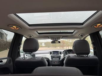 Mercedes-Benz M Class 2.1 ML250 BlueTEC AMG Line SUV 5dr Diesel G-Tronic 4WD Euro 6 (s