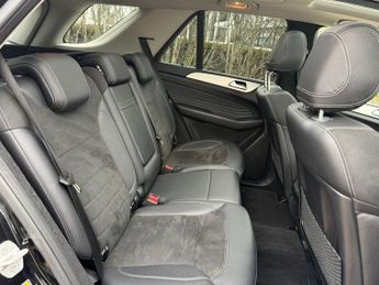 Mercedes-Benz M Class 2.1 ML250 BlueTEC AMG Line SUV 5dr Diesel G-Tronic 4WD Euro 6 (s
